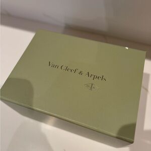 Van Cleef and Arpels Gift Box